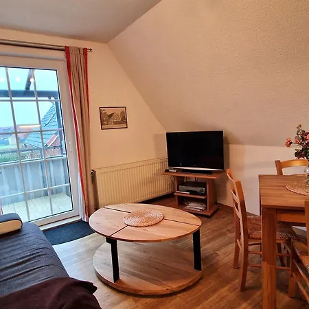 Haus Strandstr Leuchtturm 03