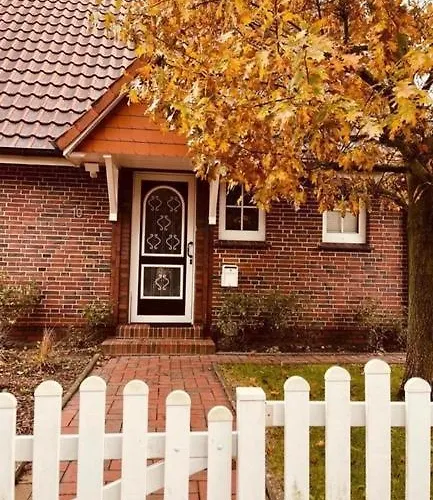 Haus Strandstr Leuchtturm 03 Norddeich (Norden)